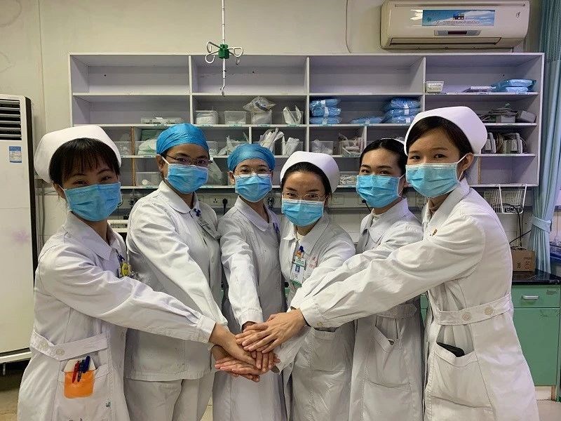 驰援急诊,发热门诊的第一批志愿护士