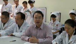 医院组织医务人员收看“追授蓝云同志荣誉称号命名表彰大会暨先进事迹报告会”