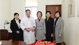 医院开展春节走访慰问送温暖活动