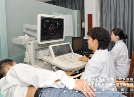 IE33实时三维成像彩超