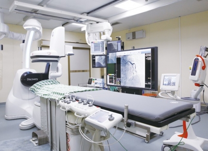 GE Discovery IGS 730智能移动机器人血管造影系统（DSA）