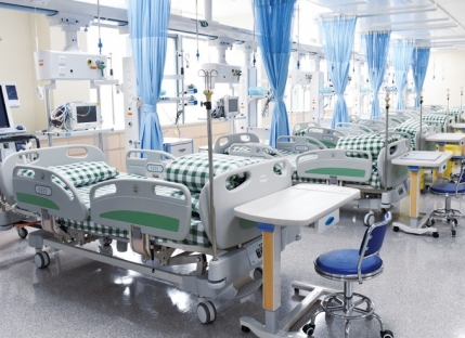 重症监护层流病房.