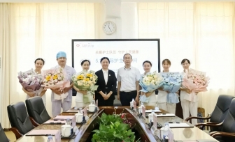关爱护士队伍，守护人民健康——学校党委副书记、校长姚春一行到我院开展5·12国际护士节慰问