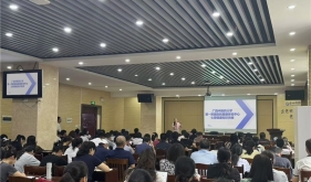 在压力与成长之间优雅起舞的“情绪平衡术”——我院东葛院区健康体检中心上门开展心理健康讲座
