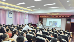 医院视光中心走进玉兰路小学开展护眼宣传活动